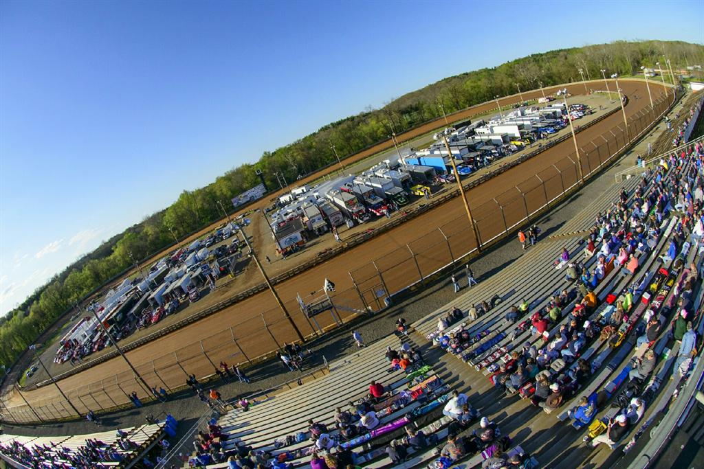 Hagerstown Speedway in Hagerstown, MD - RacingIn.com